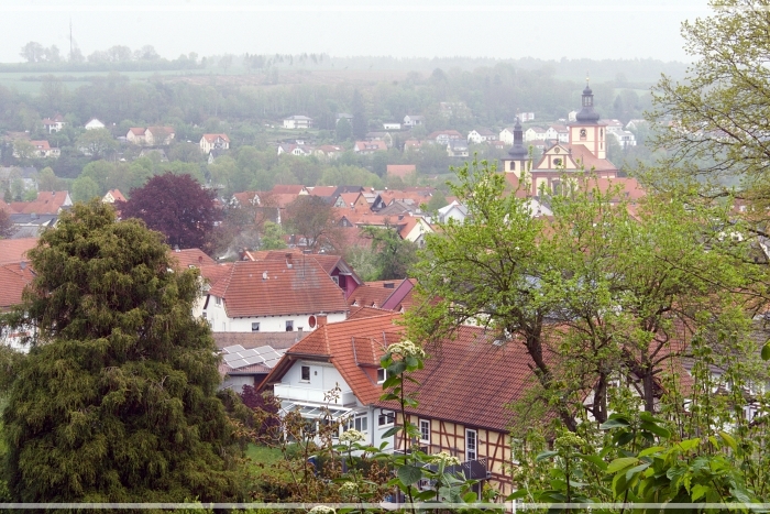 12tel_Blick_April_Kirche